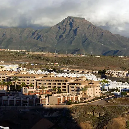 Cozy Next To The Sea *