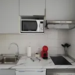 Apartman Cozy Next To The Sea